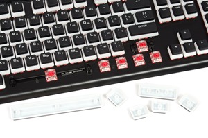 极端未知Hyper-X合金精英2有线游戏机械键盘火红轴RGB背光
