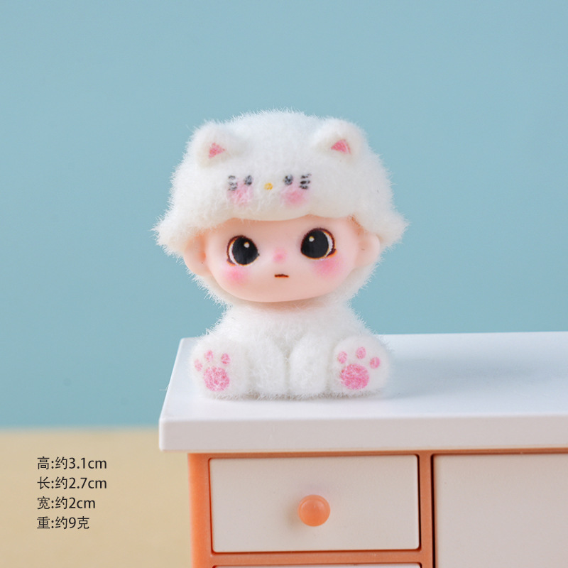 03 xiao mao mo bao-white cat