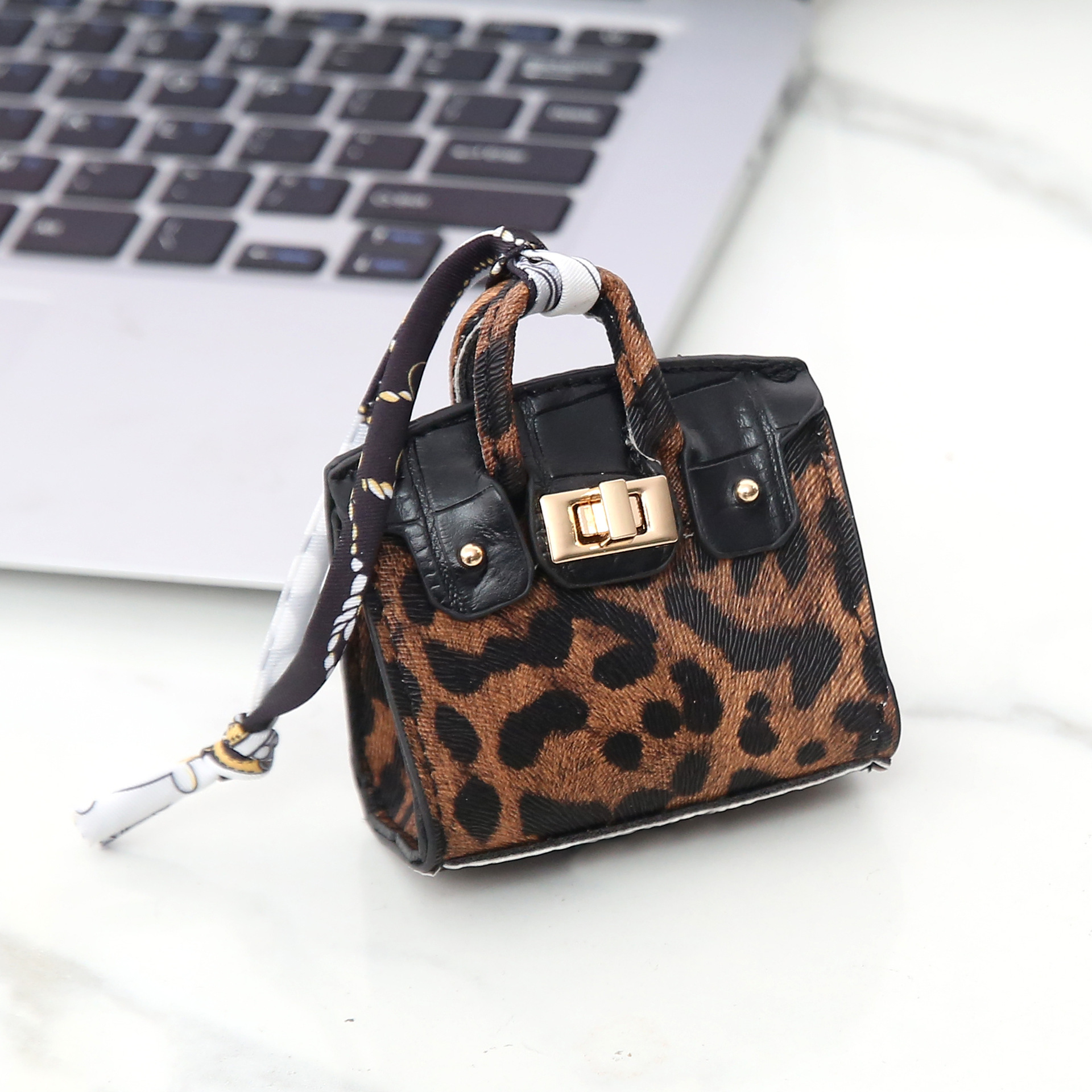 Confezione casa-leopardo marrone