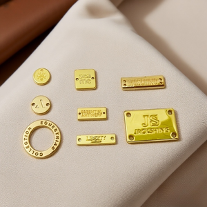 Tùy Chỉnh 3D Gấp Kim Loại Biểu Tượng Tùy Chỉnh 3D Gấp Kim Loại Biểu Tượng May Mặc Nhãn Cá Nhân Quần Áo Túi Bền Vững Thương Hiệu Tên - Product Image 2