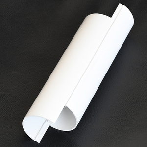 Yüksek kaliteli plastik tüp özelleştirilmiş boyut ve renk <span class=keywords><strong>20</strong></span> inç çap Pvc boru kablo yönetimi için esnek PVC yarım yuvarlak borular
