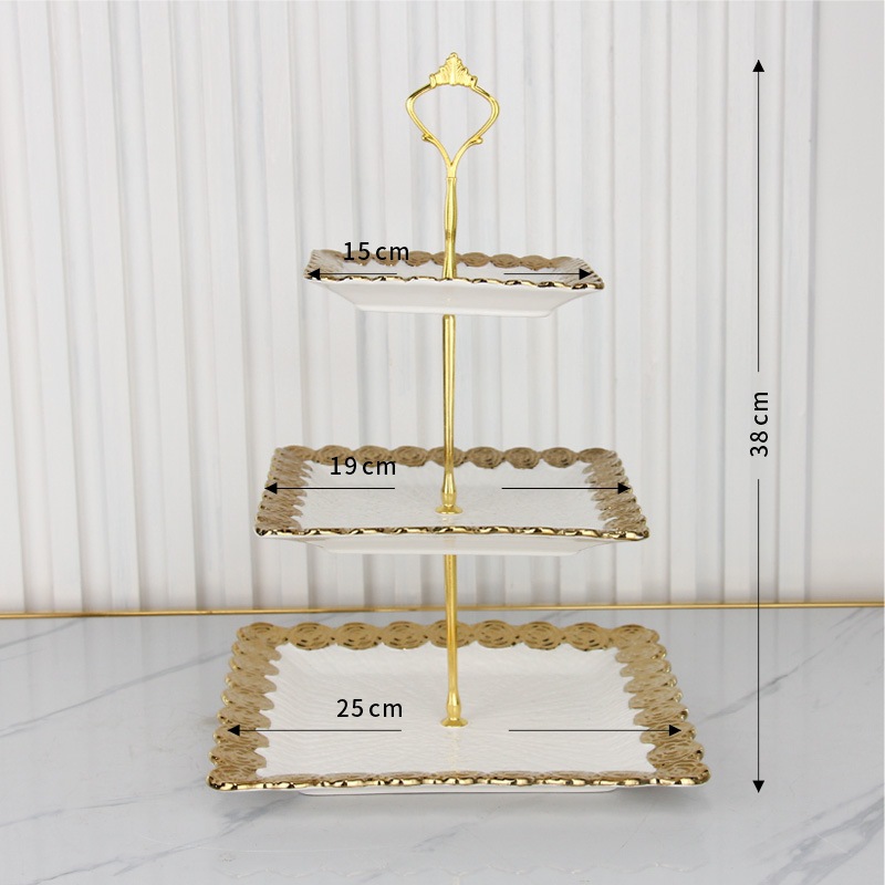 Assiette à collation carrée à 3 étages