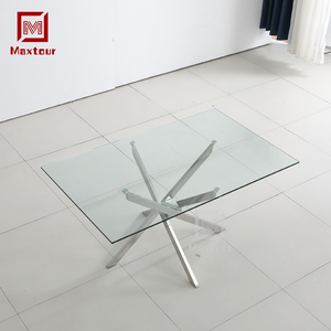 现代简约风格透明玻璃餐桌，带强力不锈钢腿 - Product Image 1