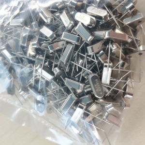 HC-49S 12MHZ Xtal Quartz Crystal Oscillator Ultrasonic <strong>Resonator</strong> For Arduino 12MHz 12.000MHZ 8MHZ 49s DIP 30MHZ 9MHZ HC 49S - Product Image 6