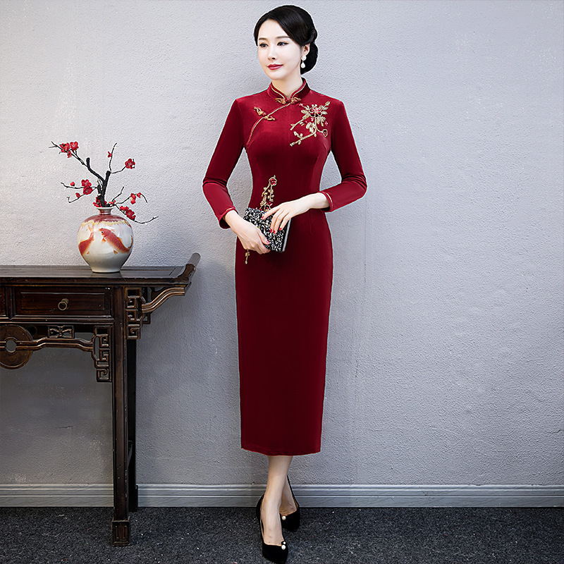 Wine red
