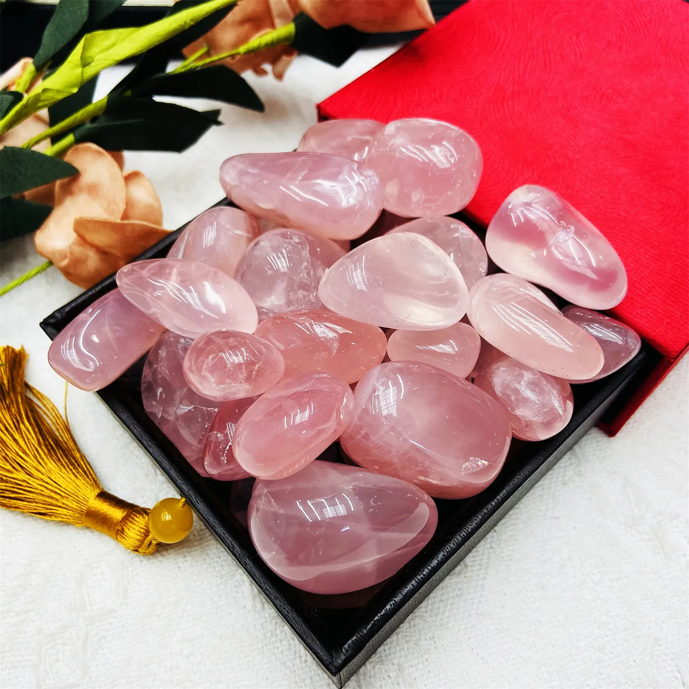 Toptan doğal cilalı kristaller şifa taşı Rose Quartz takla dekorasyon için