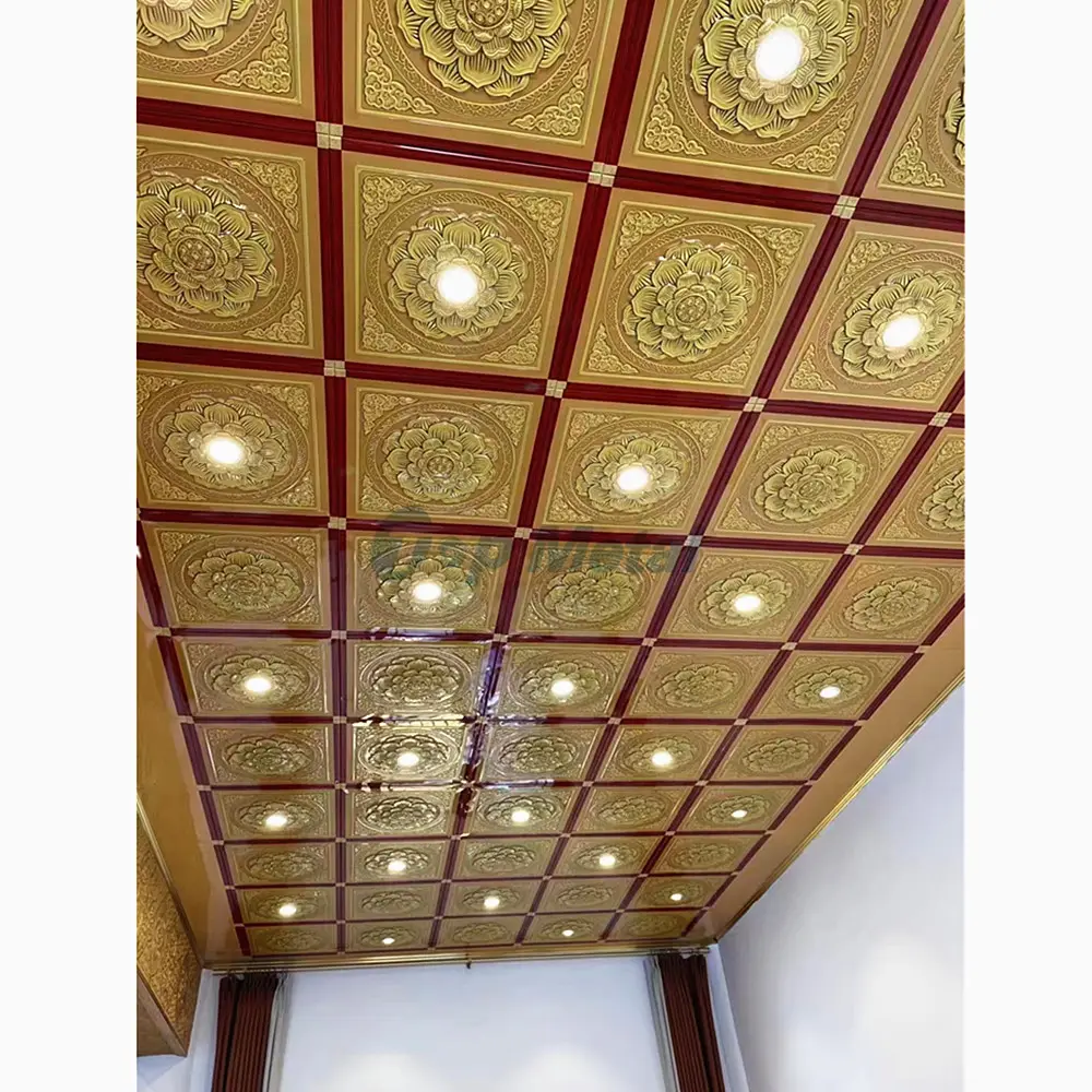 Azulejos de aluminio Decoración de techo Paneles de metal 3D Azulejos de techo de caída de techo para templo