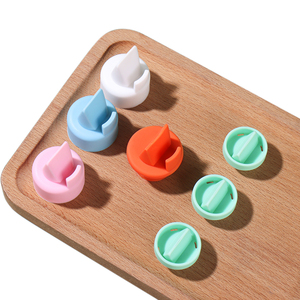 Protezione del riflusso di alta qualità accessori per tiralatte indossabili valvola a becco d'anatra in Silicone senza BPA