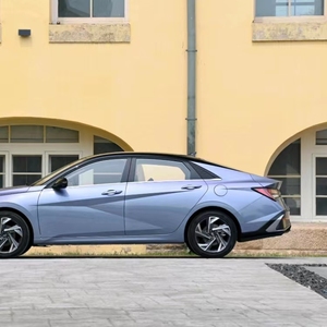 מכוניות חדשות יונדאי אלנטרה FWD 1.5L רכב בנזין זול רכב סנדה יונדאי אלנטרה 2023 2024 מכונית