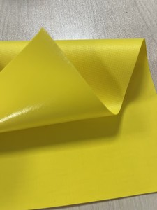 עמיד למים ברזנט רול 1000D פוליאסטר 550gsm PVC מצופה ברזנט גיליון למתנפחים ושקיות