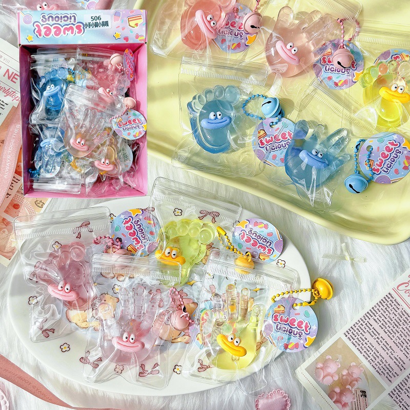 Styles de petites mains et de petits pieds