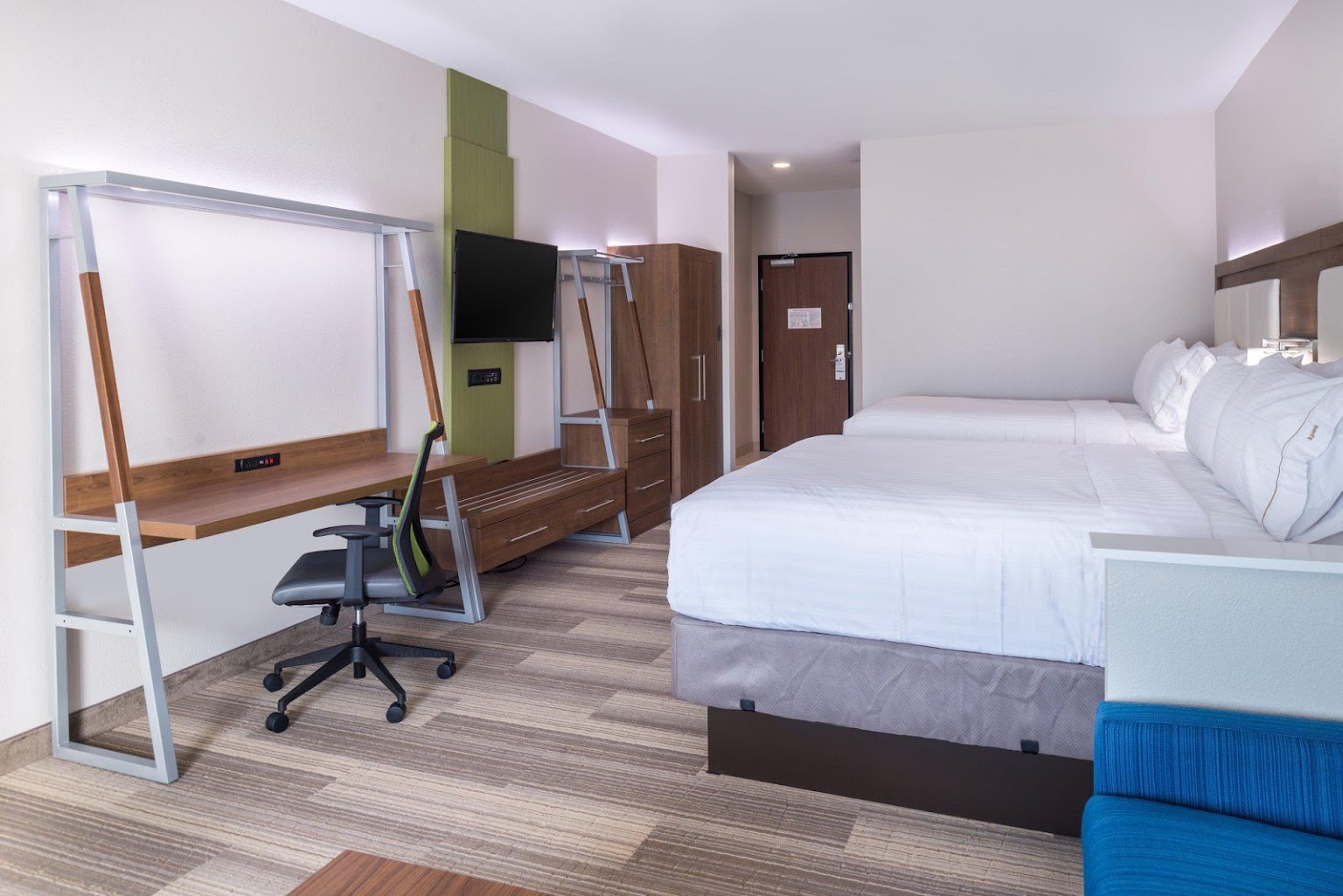 Holiday Inn Express-Reina