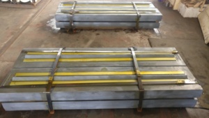 <span class=keywords><strong>Impact</strong></span> <span class=keywords><strong>Crusher</strong></span> Slijtage Onderdelen NP1315 <span class=keywords><strong>Blow</strong></span> <span class=keywords><strong>Bar</strong></span> Hoge Chroom Gelegeerd Staal Casting <span class=keywords><strong>Crusher</strong></span> Hamer - Product Image 5