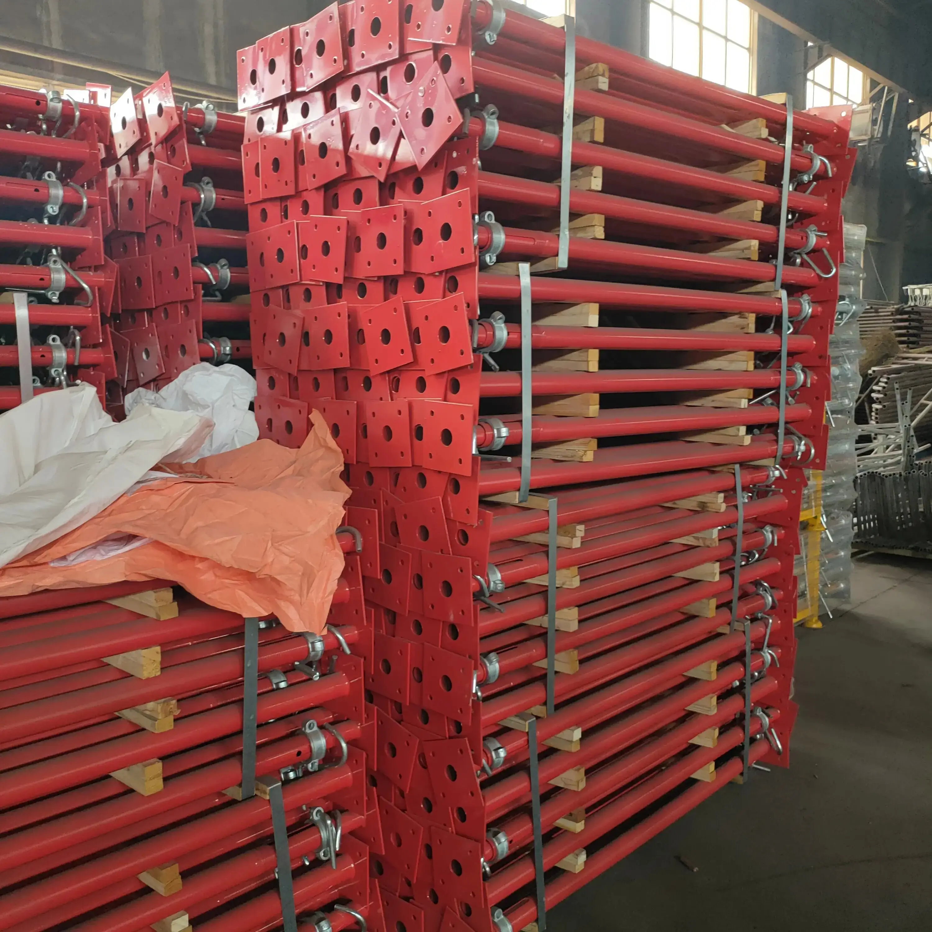 stock 2 meter red galvanized telescopic scaffolding shoring base en post support jack for concrete formwork