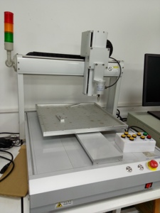 Máquina de prueba de curva de carrera de carga de presión de tecla de botón de tres ejes - Product Image 4