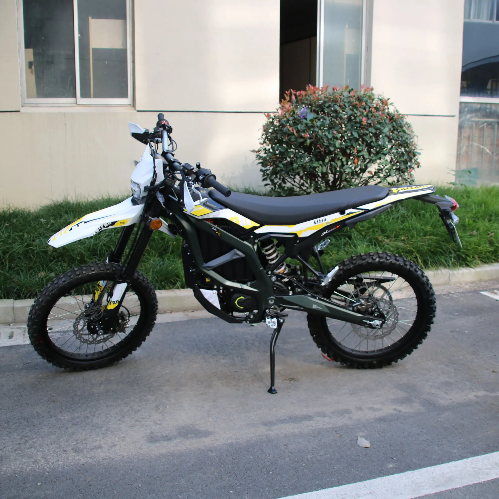 2024 Nouvelle Arrivée!!! Prix Pas Cher Surron Ultra Bee Moto Électrique 12500w Dirt Bike Mid Drive Électrique Hors Route EBike