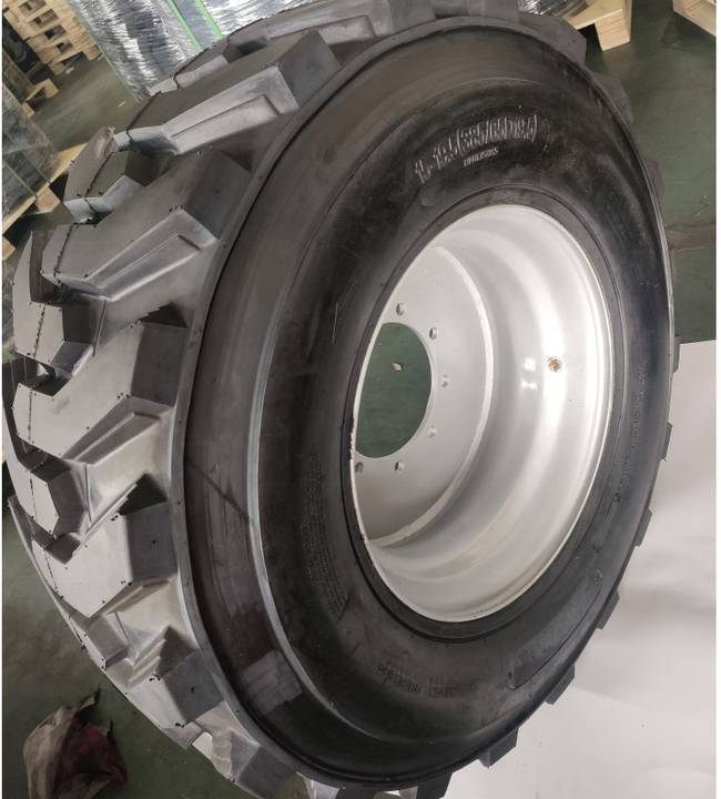קצף מלא בום מעלית צמיג 15-19.5 JLG 860SJ
