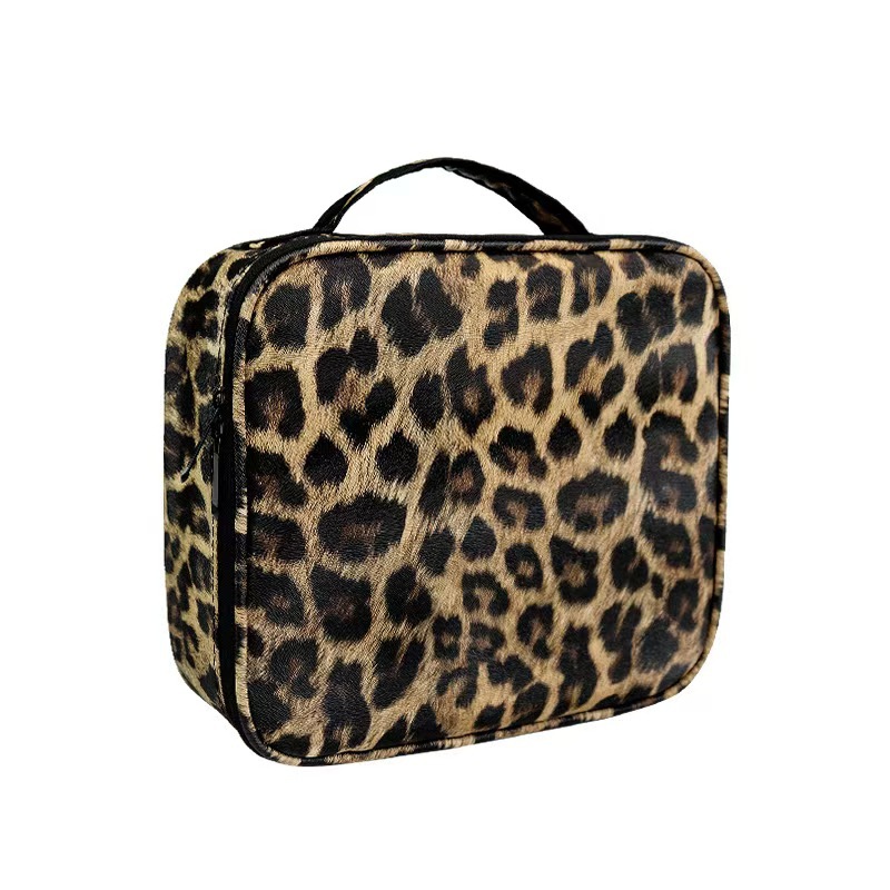 Leopard with LED mirror