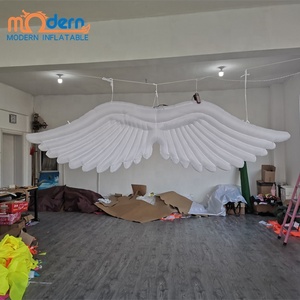 Parti/kulüp/sahne dekorasyon şişme melek kanatları ile LED ışık/şişme kelebek kanat
