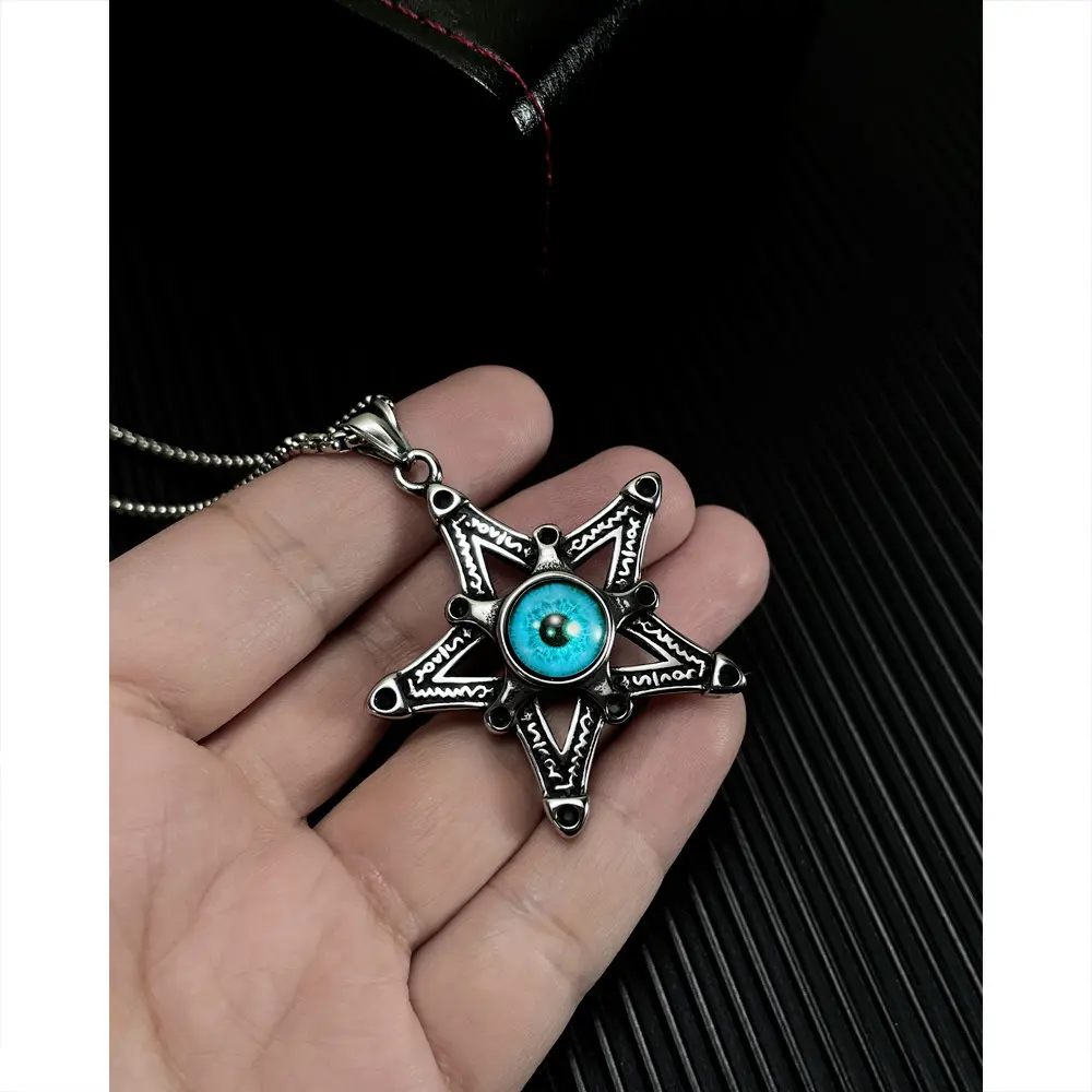 Gioielli di personalità retrò di moda nuovo design pentagramma collana in acciaio ciondolo occhio del diavolo