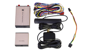 Rastreador GPS múltiple para coche, dispositivo con 4 puertos RS232, compatible con dos sensores de combustible ultrasónicos y dos Cámaras al mismo tiempo - Product Image 2