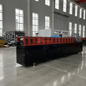 2024 nuova casa di alta qualità costruzione c/u chiglie di luce automatica formatrice macchina c u chiglia leggera formatrice