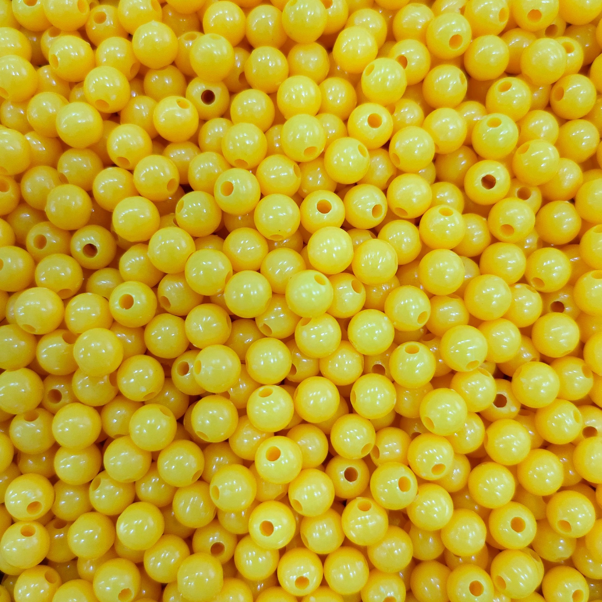 Amarillo profundo