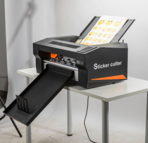 FRONT Hot Sell Automatic Sheet Digital Cutting Machine Label <strong>Cutter</strong> with Stepping Motor DXC330 FRONT