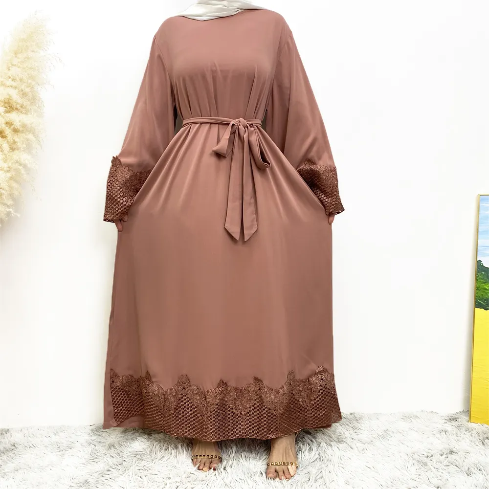 2024 Robe Abaya en laine de qualité supérieure avec manches en dentelle Meilleur design Abaya fermée pour adultes disponible en ligne en Arabie Saoudite
