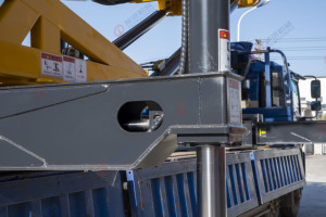 FORWARD Plataforma de alta elevación duradera para uso industrial y de construcción - Product Image 3