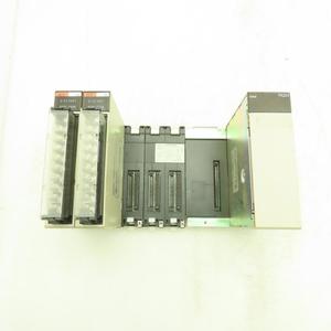Plc CS1WBC053 PLCベースユニット電源入力モジュールPLCプログラミングコントローラ - Product Image 1