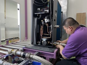 Factory Price <strong>10</strong> <strong>KW</strong> Air Water Commercial Space Heating Cooling Hot Water <strong>Heat</strong> Pump