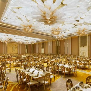 定制现代吊灯吸顶灯大型方形亚克力吊灯室内酒店空调房间装饰现代方形亚克力空调