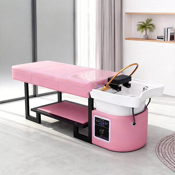 Couleur rose avec circulation d'eau et fumigation