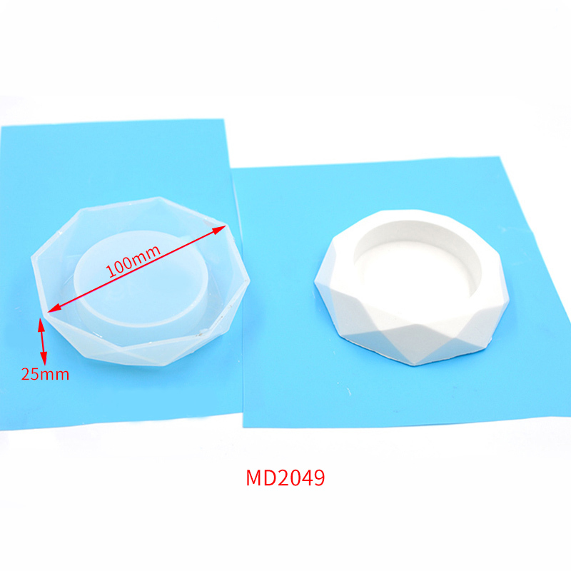 MD2049 White
