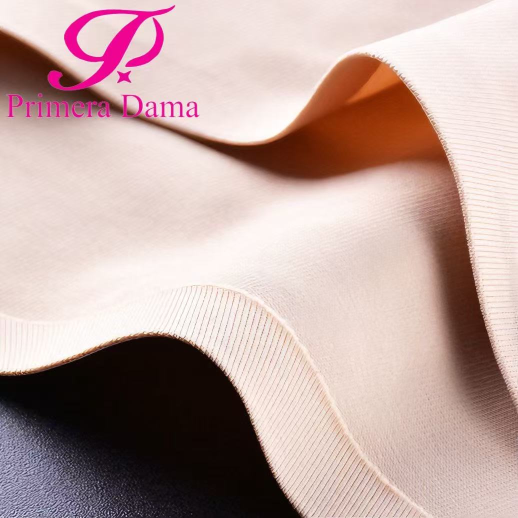 นิโกร .vino.blanco สีเบจ