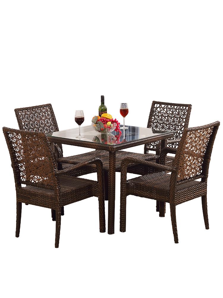 4 chair +1 table