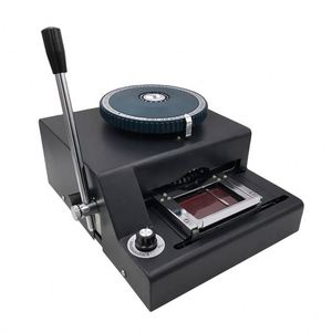 Hersteller Desktop Handbuch PVC ID-Karte Präge maschine Personal isierte Belohnung karte Club Card Letter press Coding Machine - Product Image 1