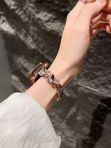 <span class=keywords><strong>Apple</strong></span> Watch Ultra 2 9 8 7 65バンドブライトブレスレットチェーンリストバンド女性用の高レベルの高級ブリンブリンジルコンメタルウォッチストラップ