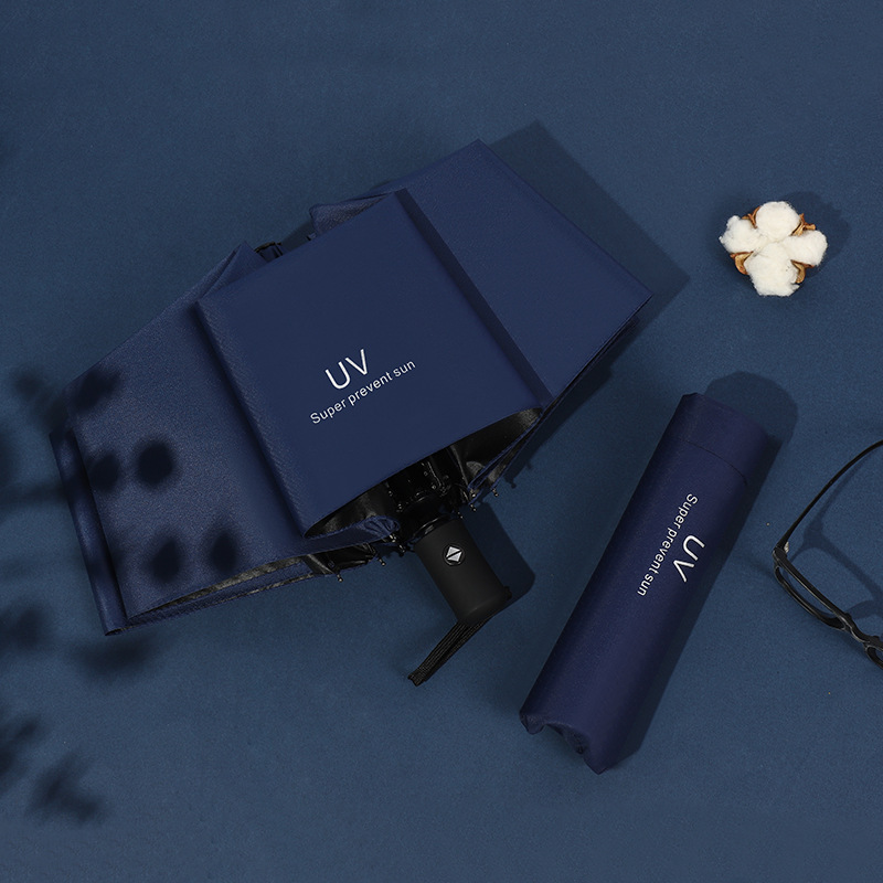 Azzurro di blu marino