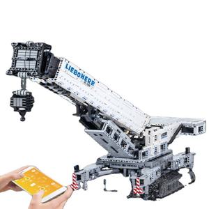 Радиоуправляемый строительный блок Flytec с краном для ползания, игрушечный автомобиль «сделай сам», инженерная технология для STEM, Образовательное приложение для программирования - Product Image 1