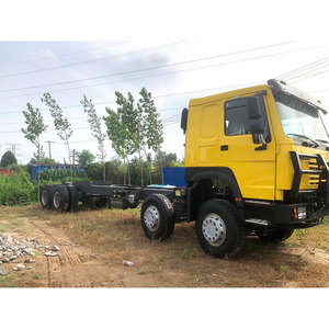 津巴布韦新型430马力豪沃T7H牵引车卡车中国重汽豪沃6x4牵引车头