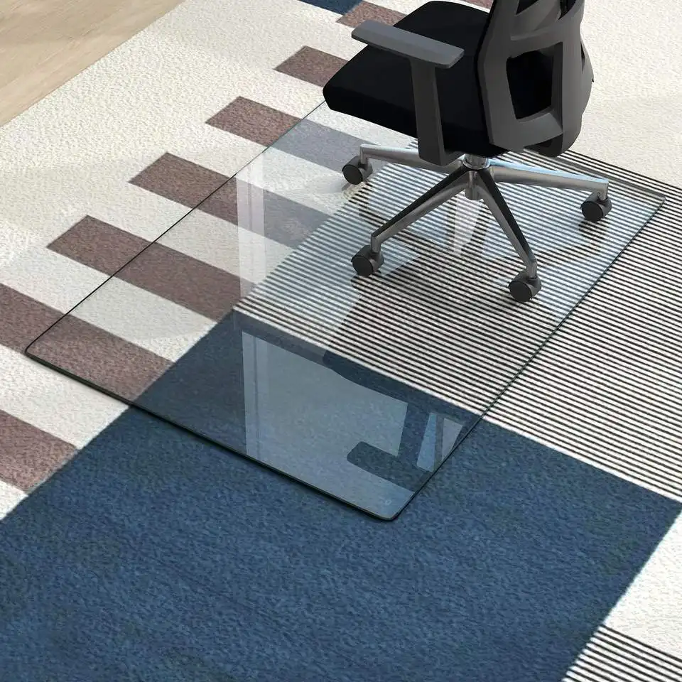 Tappetino per sedia in moquette per scrivania da ufficio in vetro trasparente di dimensioni personalizzate in fabbrica in cina per pavimento in legno duro