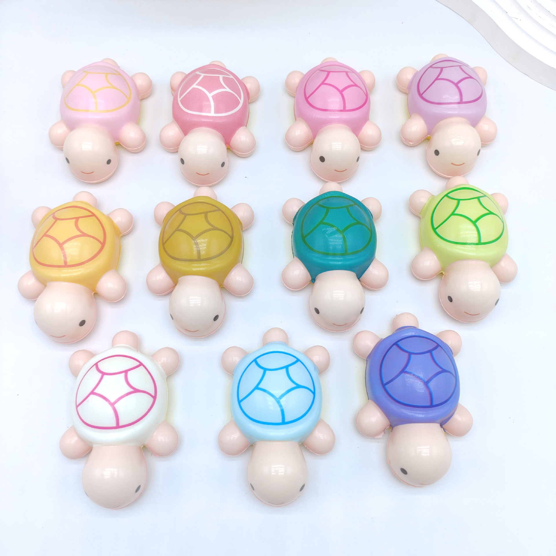 Squishy de tortuga pequeña de 9 cm, bolsa de malla