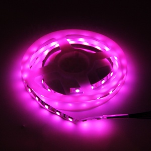 CEETL証明書<span class=keywords><strong>LED</strong></span>ライトストリップSMD50506VLedストリップライト壁の装飾やキャビネットライトに適しています