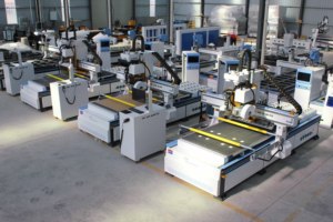 4xis Router Cnc Auto Tool Changer 4 Axis 5 Axis Cnc Router Machine con hoja de sierra para madera M-shine - Product Image 2