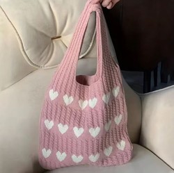 Three rows of hearts - pink