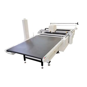 自動<span class=keywords><strong>CNC</strong></span>コンピューター制御多層靴と帽子布切断用非織り生地切断機