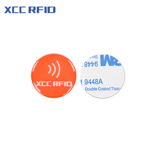 Özel baskılı NTAG 213/215/216 RFID NFC PVC kart su geçirmez silikon PET/epoksi otel anahtar ve cep telefonu sosyal medya payı etiketleri - Product Image 2
