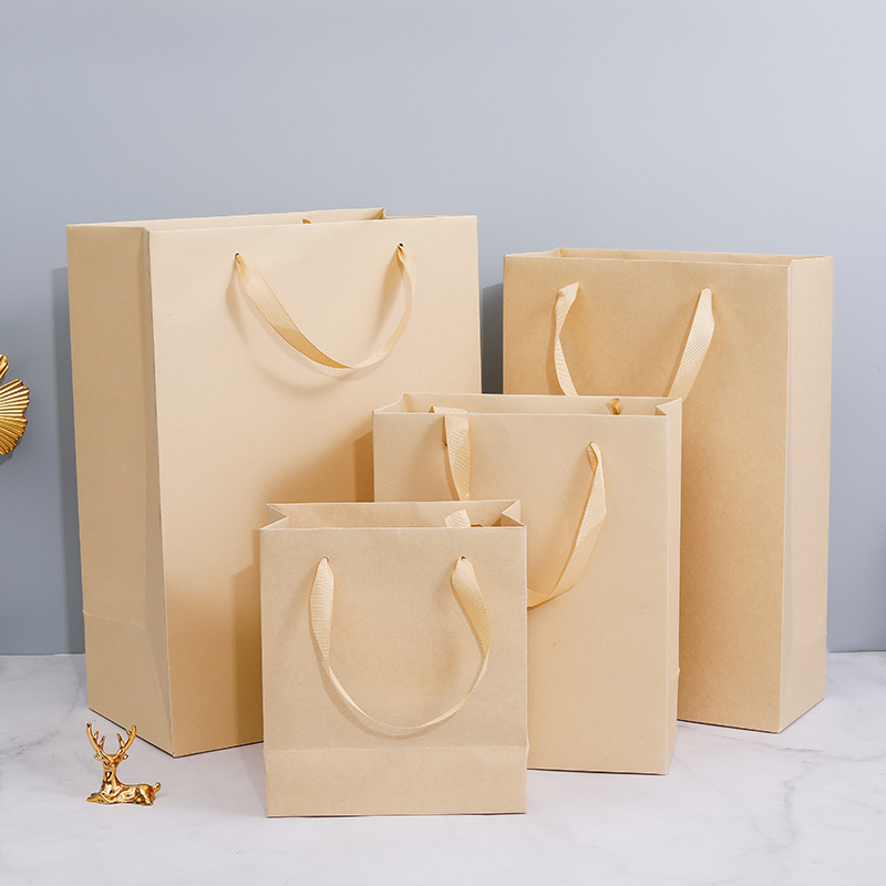 Sac à main couleur papier kraft